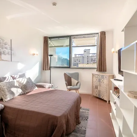 Apartman #13 T1 In Center Of New Town Albufeira